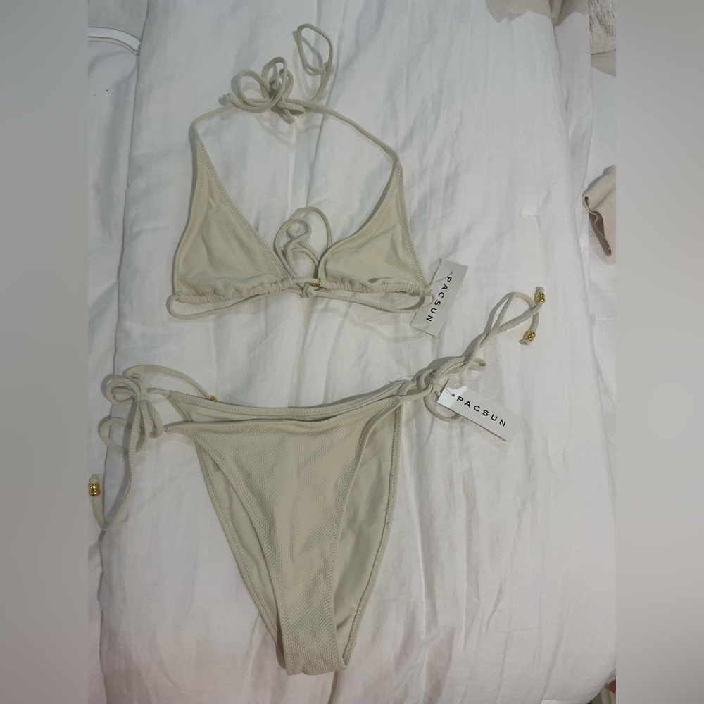PacSun Cream Triangle Bikini (Top + Bottom with tags)